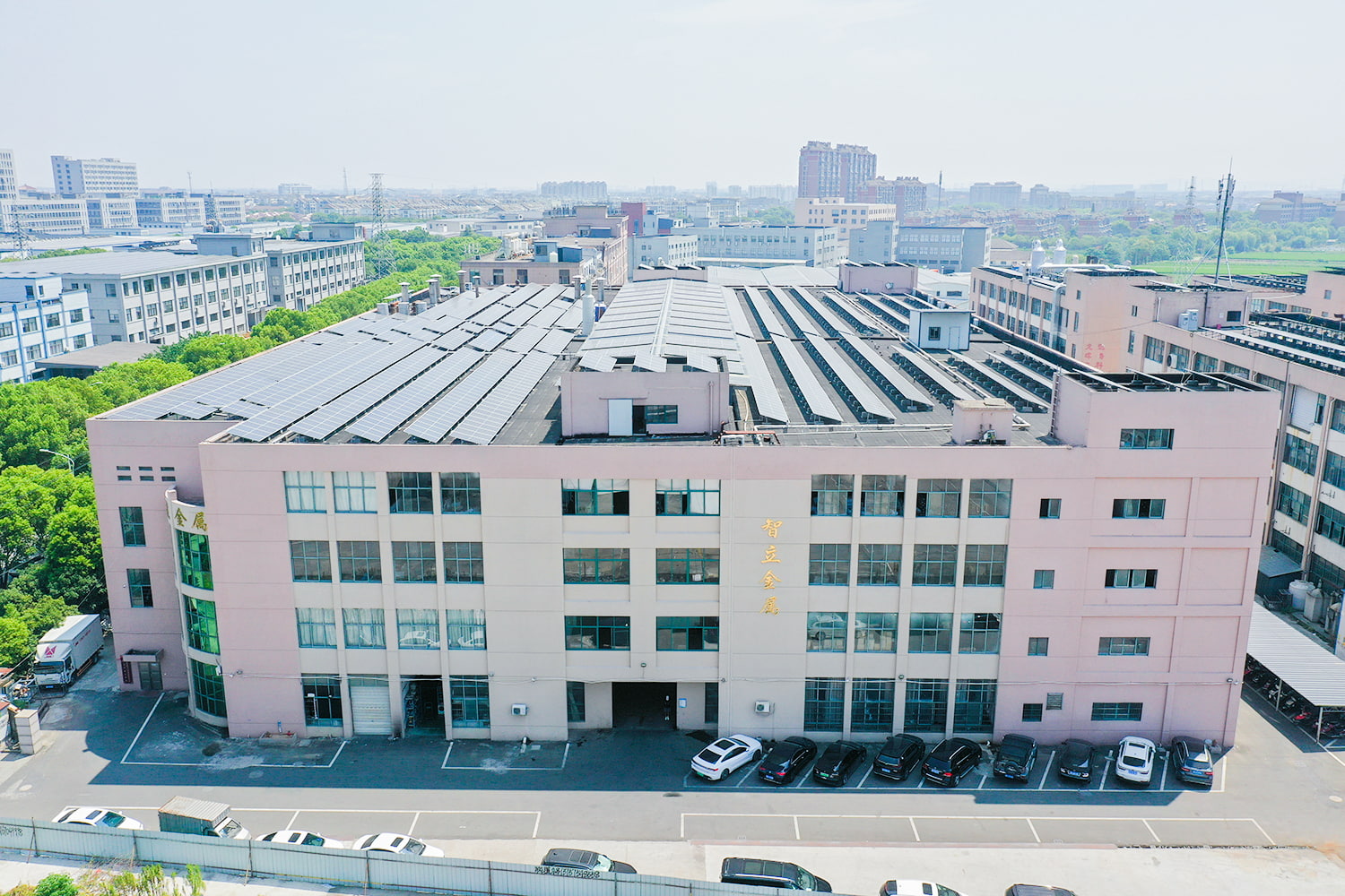 Panoramică din fabrică